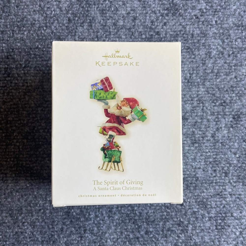 Hallmark Keepsake The Spirit of Giving Santa Christmas Ornament 2008 QP1614